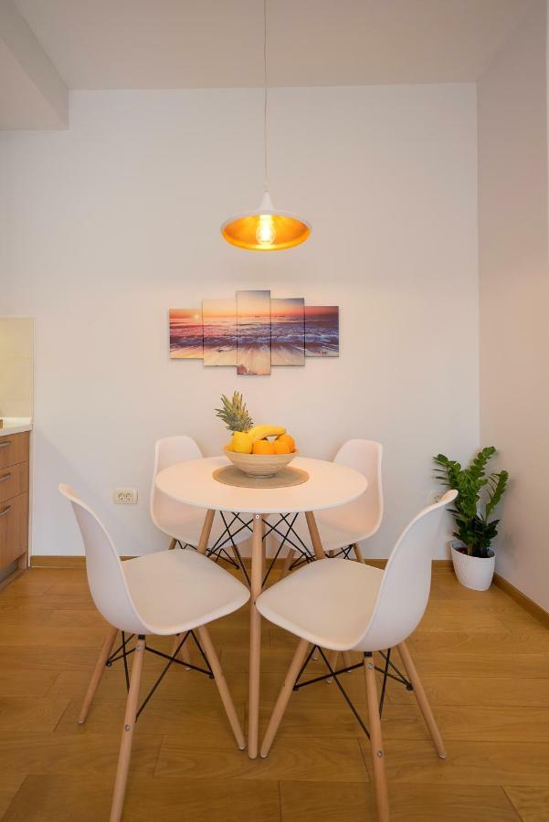 Sunray Apartment Tivat Luaran gambar