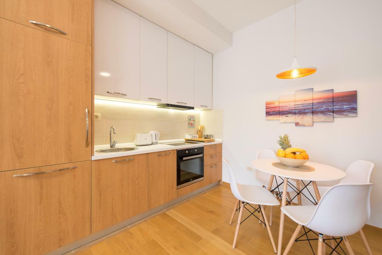 Sunray Apartment Tivat Luaran gambar