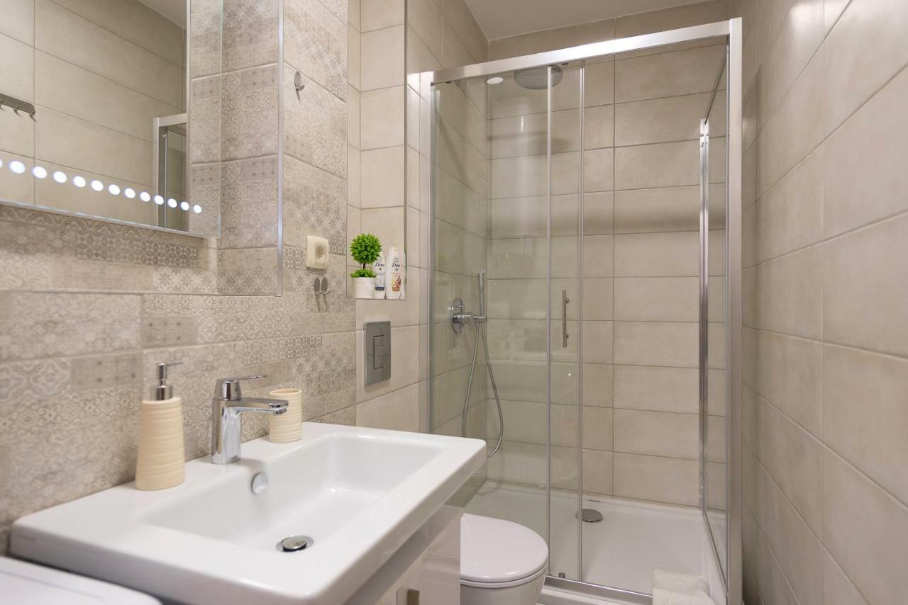 Sunray Apartment Tivat Luaran gambar