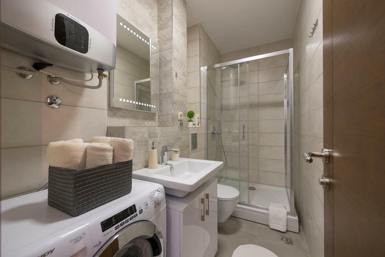 Sunray Apartment Tivat Luaran gambar